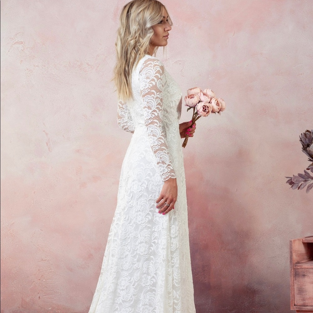 ❗️NEW❗️Ivory Soft Lace Long Wedding Dress